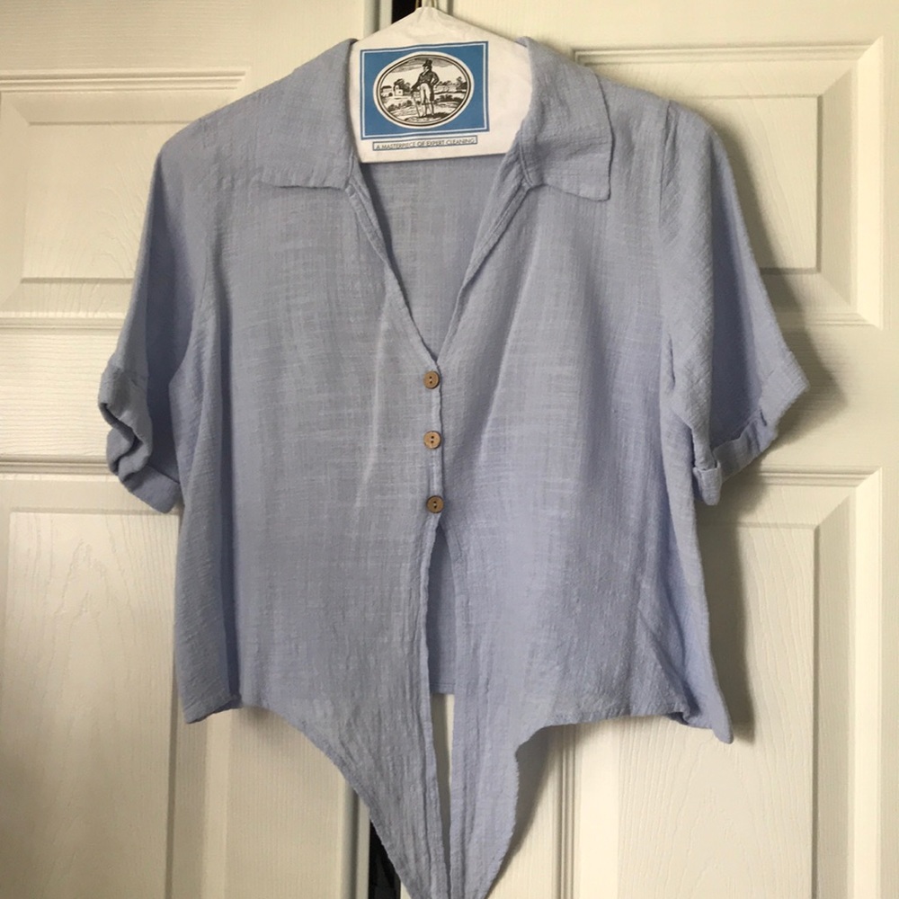 Sky blue cropped with tie in front